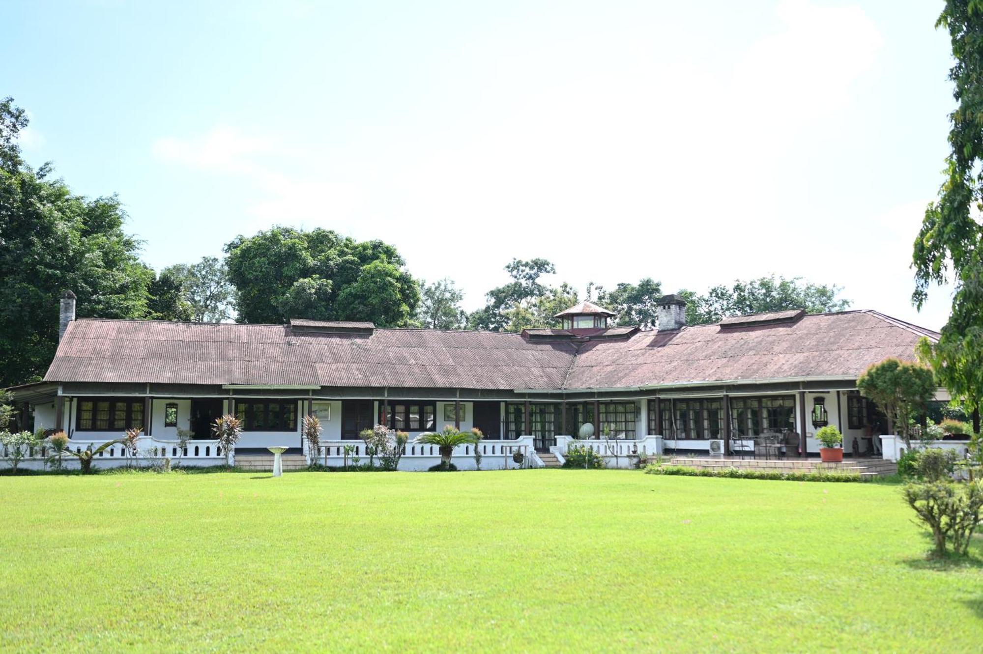 Banyan Grove Hotel Jorhat Exterior photo